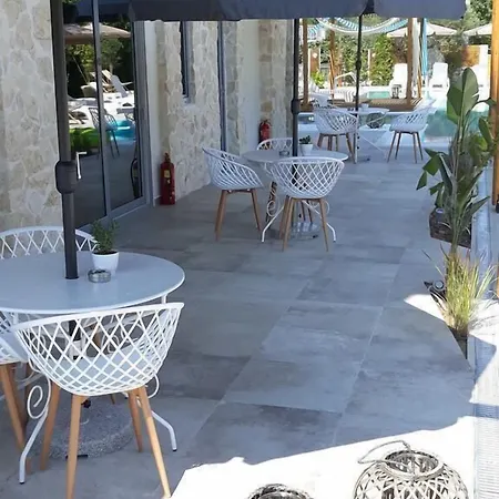 Ξενοδοχείο Agorastos Luxury Living